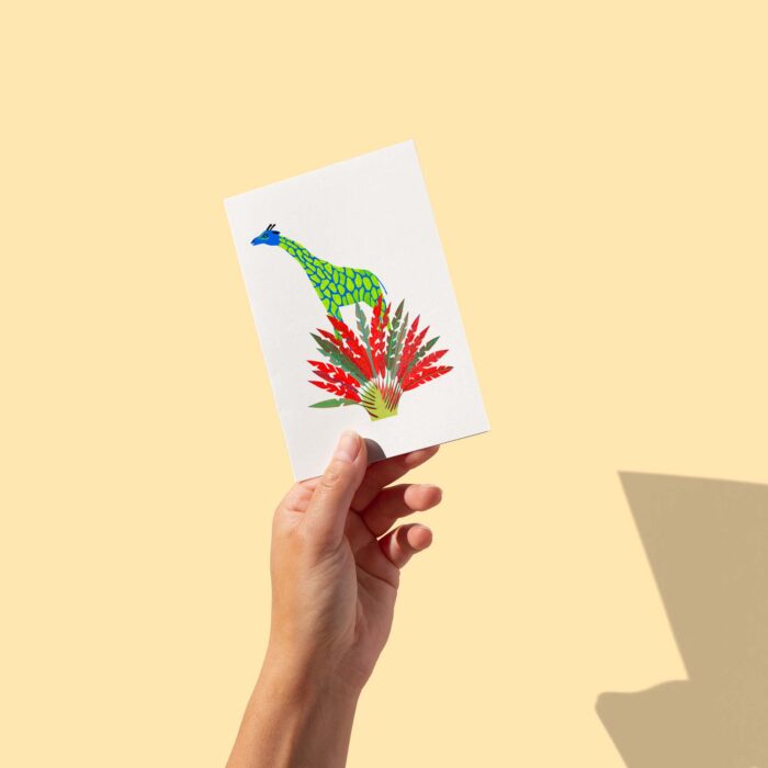 girafe-et-feuille-sigal-orane-carte-postale