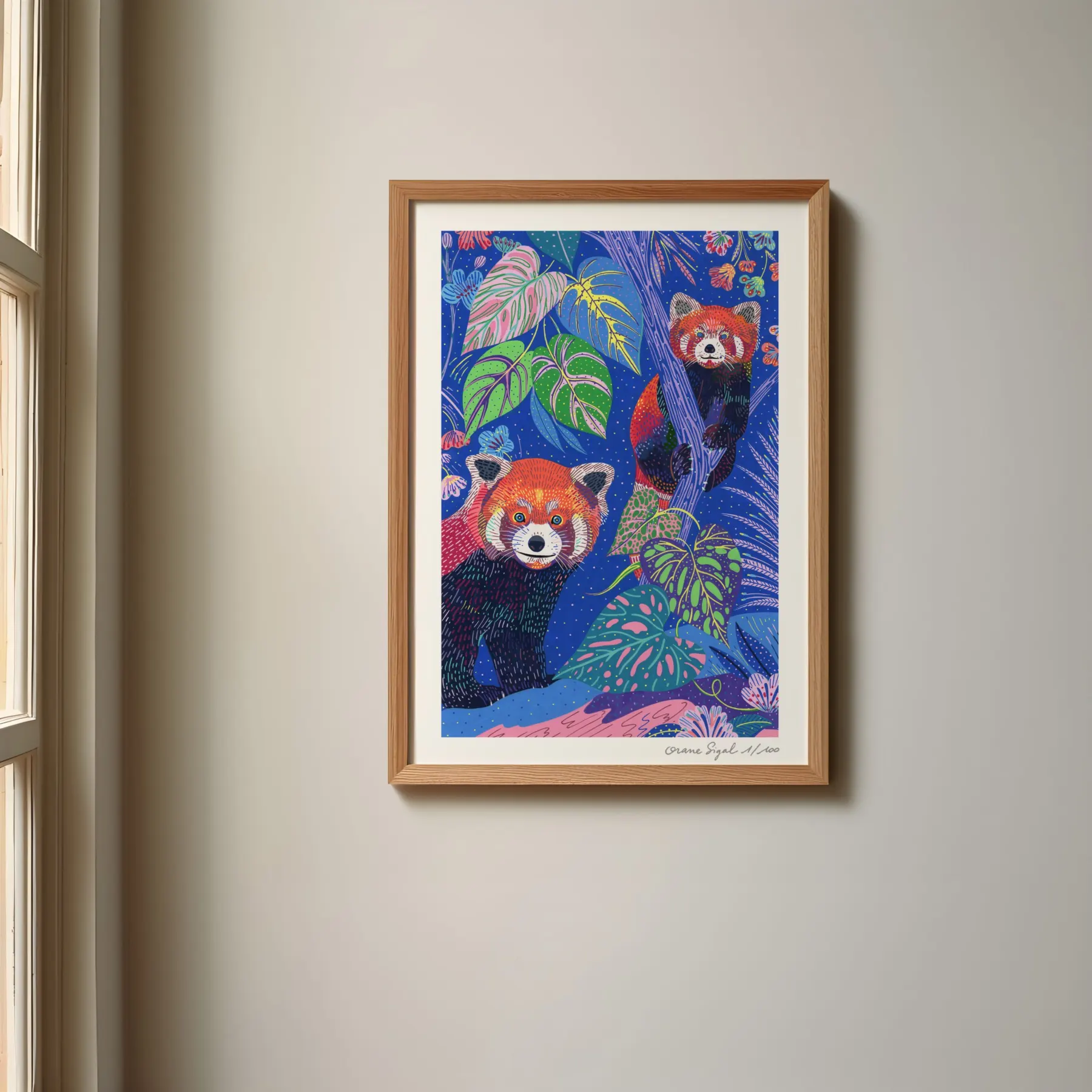Deux pandas roux dans un feuillage foisonnant sur fond bleu nuit fleuri, tirage d'art illustré par Orane Sigal